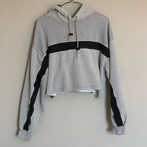 Cropped hoodie